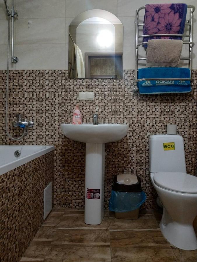 Апартаменти В Новому Будинку В Самому Центрi Khmelʼnytsʼkyy 外观 照片