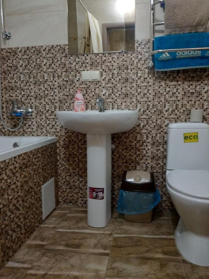 Апартаменти В Новому Будинку В Самому Центрi Khmelʼnytsʼkyy 外观 照片